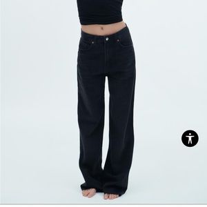 Zara TRF HIGH RISE WIDE LEG JEANS